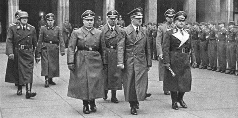 Adolf Hitler - Nacionalsocialismo