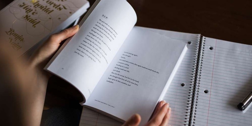 Libro de poesía
